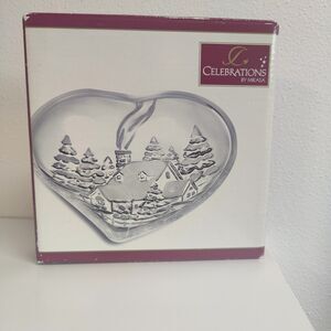 Mikasa - Winter Wonderland Collection 6" - New Open Box